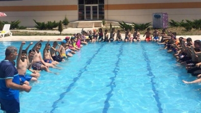 Malatya Doğuş Spor Pazar günleri Yüzme  Futbol Etkinliği