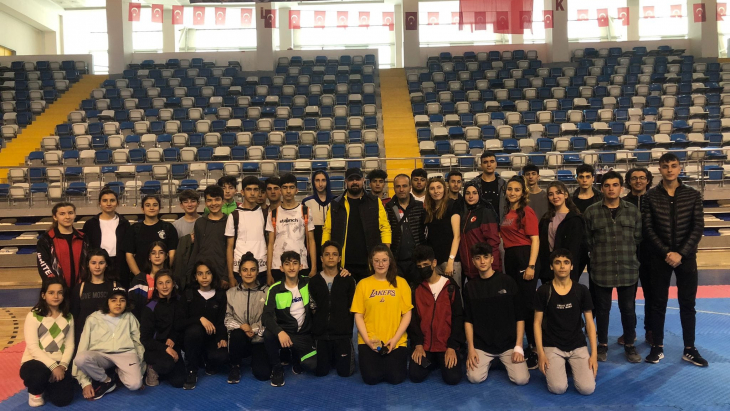 Malatya Doğuş Genç Tekvandocuları 8 Altın Madalya Kazandı