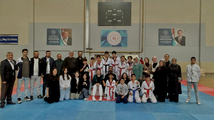 Malatya Doğuş Spor Tekvando Takımı Cumhuriyet Kupasında Malatya Şampiyonu Oldu